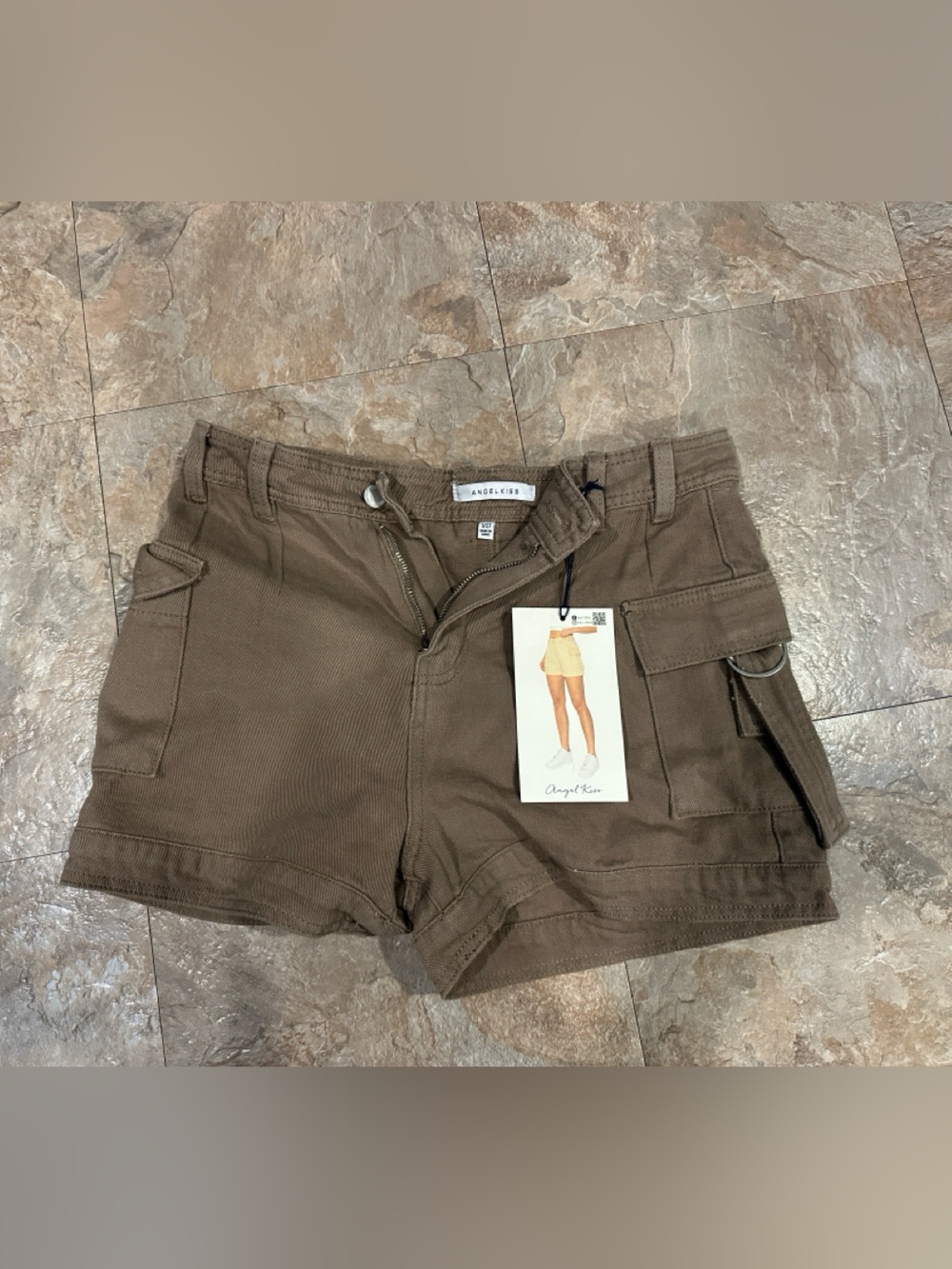 NWT Tan Cargo Shorts